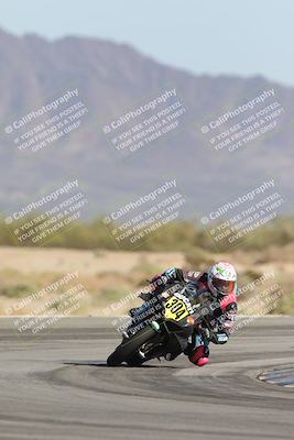 media/Oct-04-2025-CVMA (Sat) [[408bcdd6e4]]/Race 13-Amateur Supersport Open/